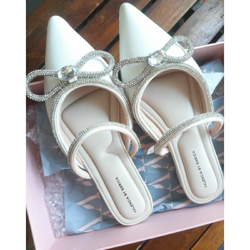 Preloved Valencia by enrica