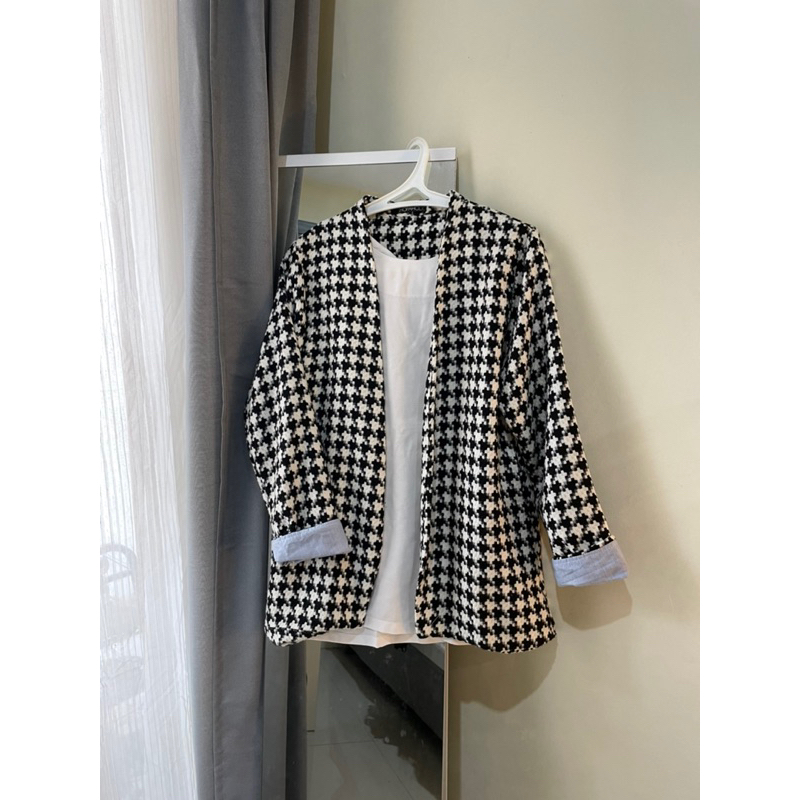 Preloved blazer hitam putih house of shopaholic