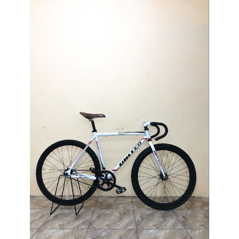 Sepeda Fixie united Soloist 72