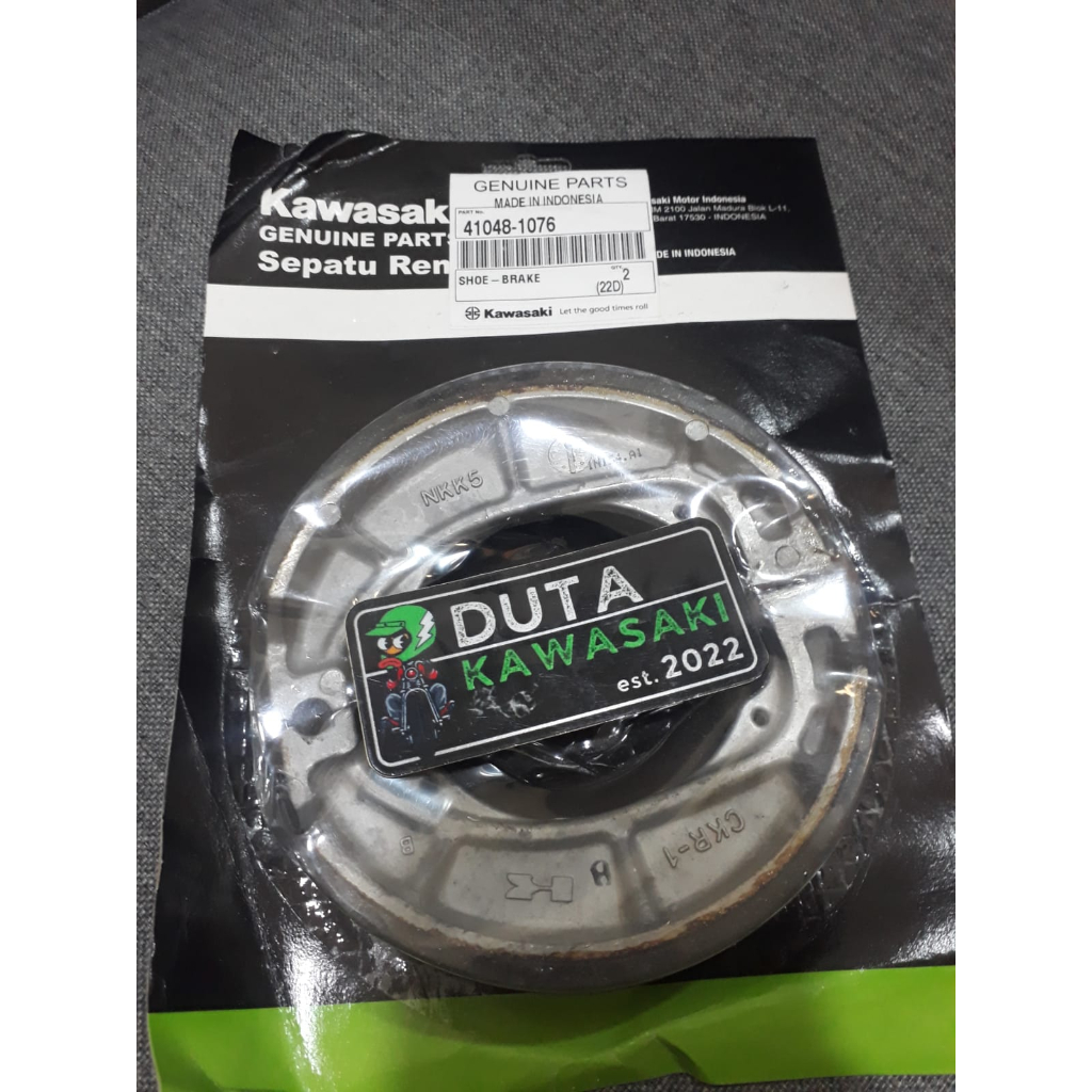 Kampas Rem Belakang Tromol Sepatu Rem Belakang Shoe Brake Ninja 150 S Ninja 150 C Original Kawasaki 