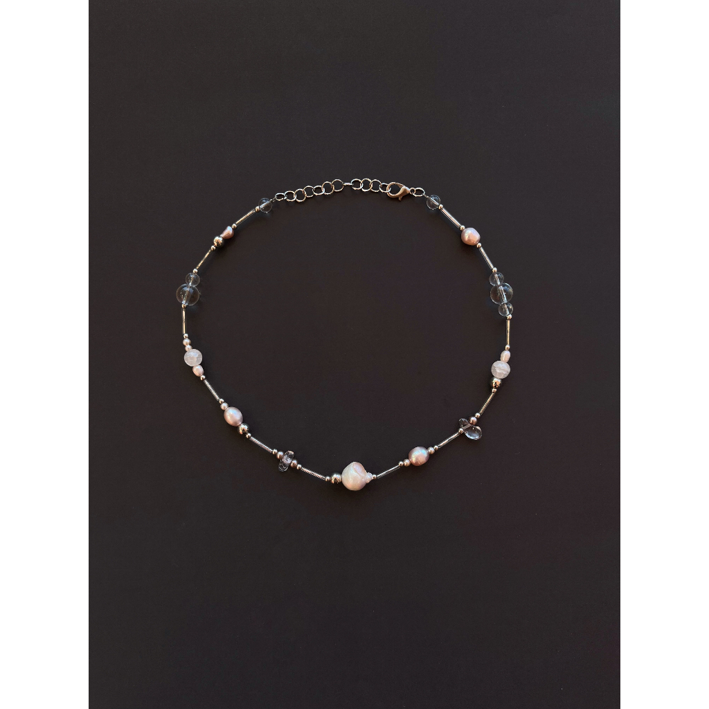 ( KALUNG ) OBSCURA NECKLACE