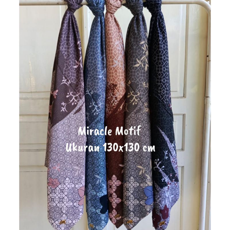JILBAB JUMBO SYARI UMAMA MOTIF 130 x130 VOAL MIRACLE