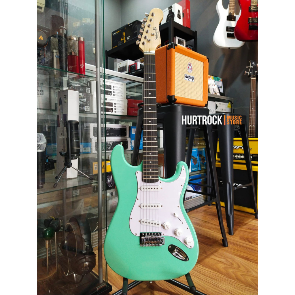Stinger SST10 Stratocaster Model Electric Guitar Surf Green