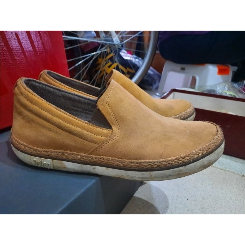 [Preloved] Sepatu Pria Fitflop