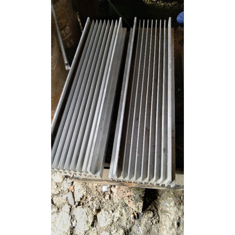 pendingin transistor model built up 3U