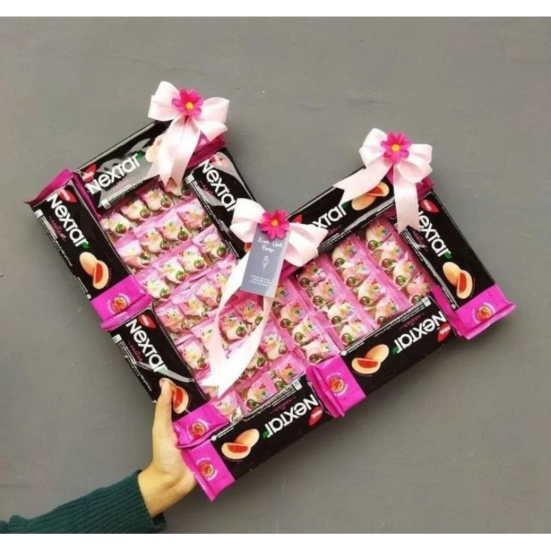 SNACK LOVE/ BUCKET LOVE SNACK/ HAMPERS CANTIK