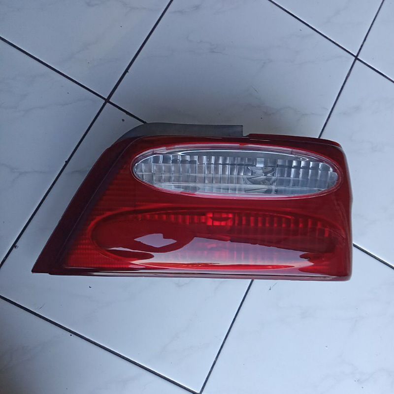 lampu belakang / stoplamp Soluna