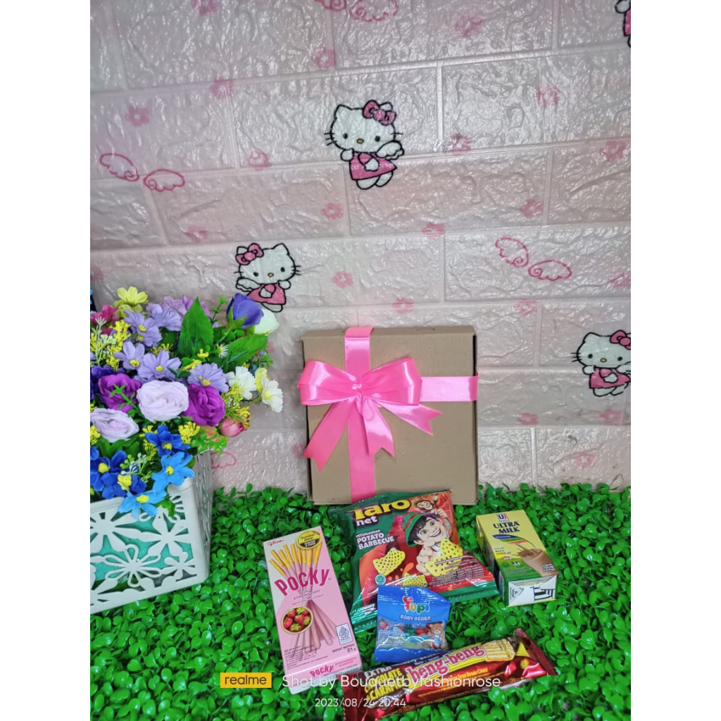 

PAKET SNACK ULANG TAHUN ANAK MURAH BINGKISAN ANAK SNACK BOX CANTIK