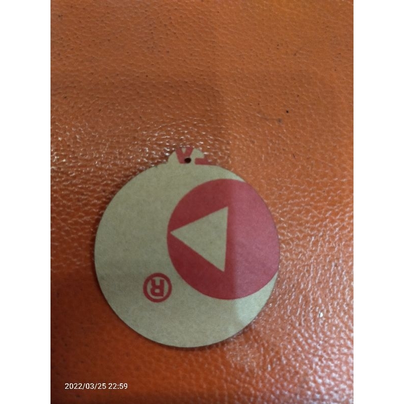 

Bahan Akrilik Bulat Tonjol D.4cn