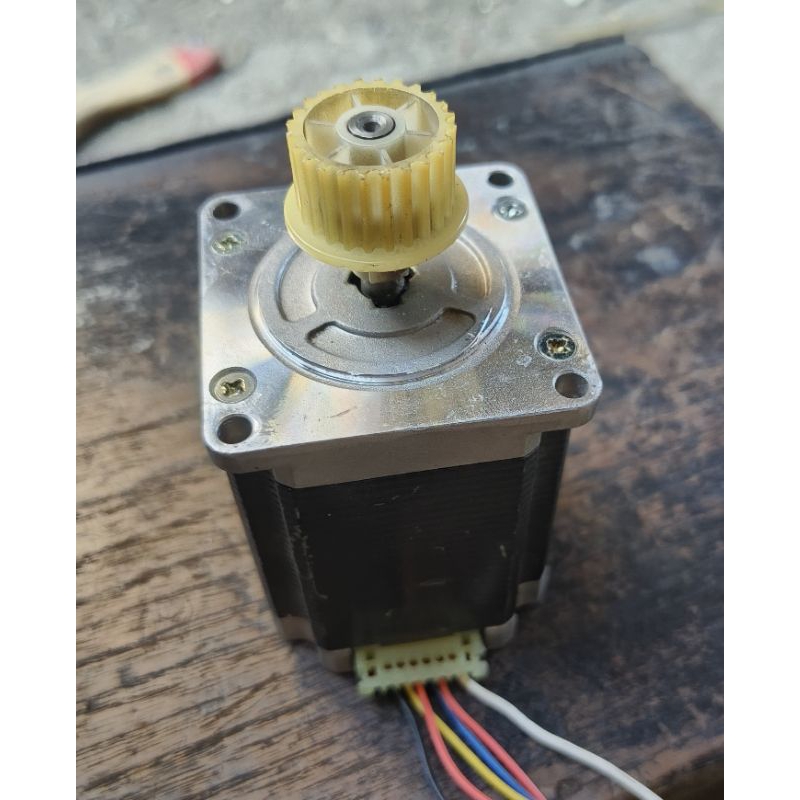 Stepper Motor Nema 23 Stepsyn 6Wire 3.1A Long Size Type 103H7126-2542