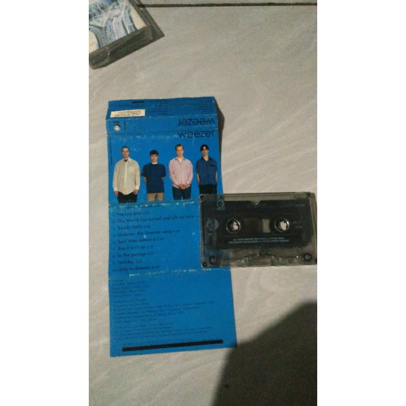 kaset pita Weezer blue
