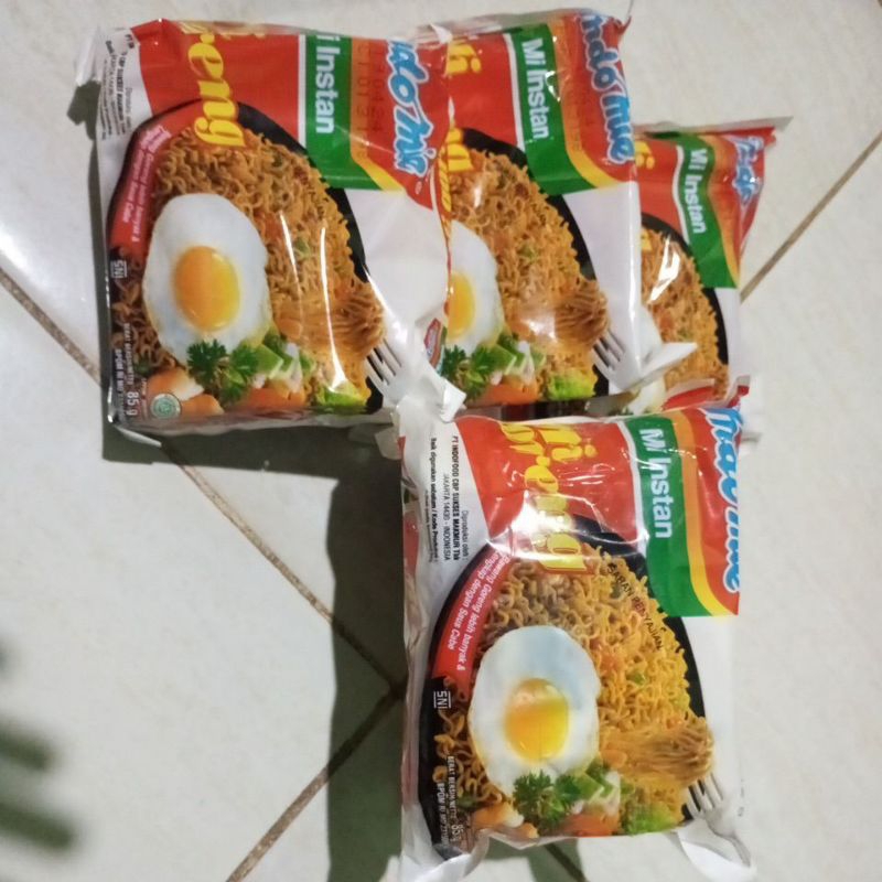 

PAKET INDOMIE GORENG ISI 6