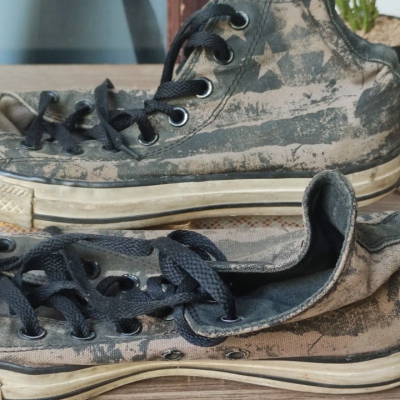 Sepatu pria converse usa high