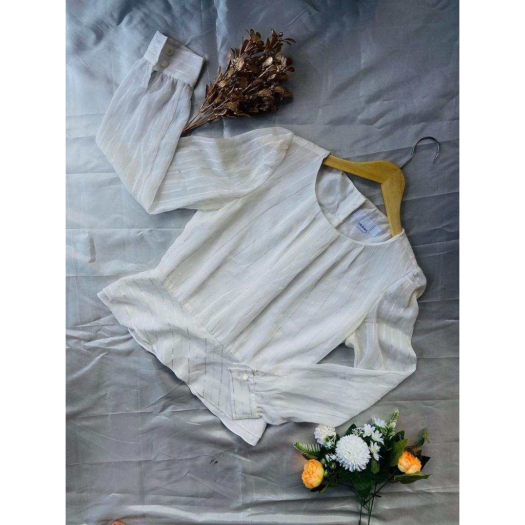 Blouse Korea putih