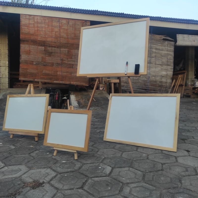 

Papan Tulis Putih White Board Ukuran 40×60cm Gratis Spidol & Penghapus