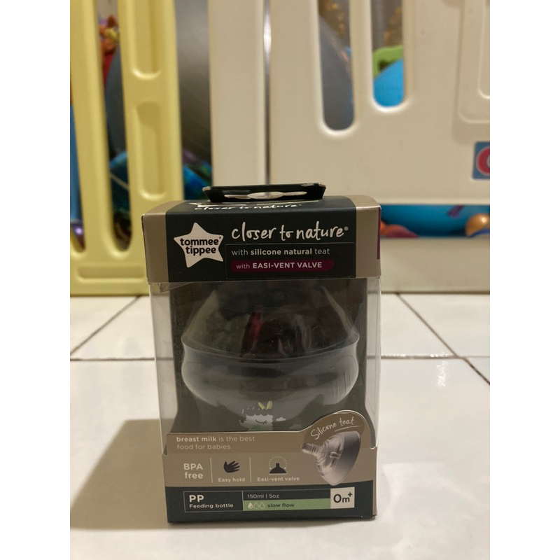 Tommee Tippee Botol PP Close To Nature Black 150ml