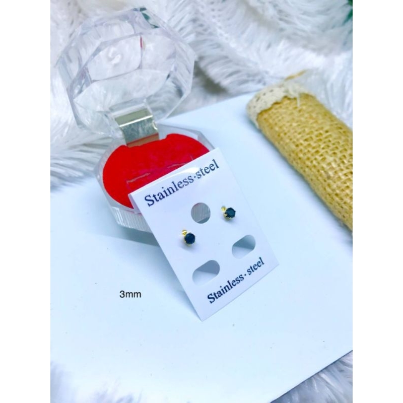 Anting giwang cewek permata hitam tusuk titanium 0142