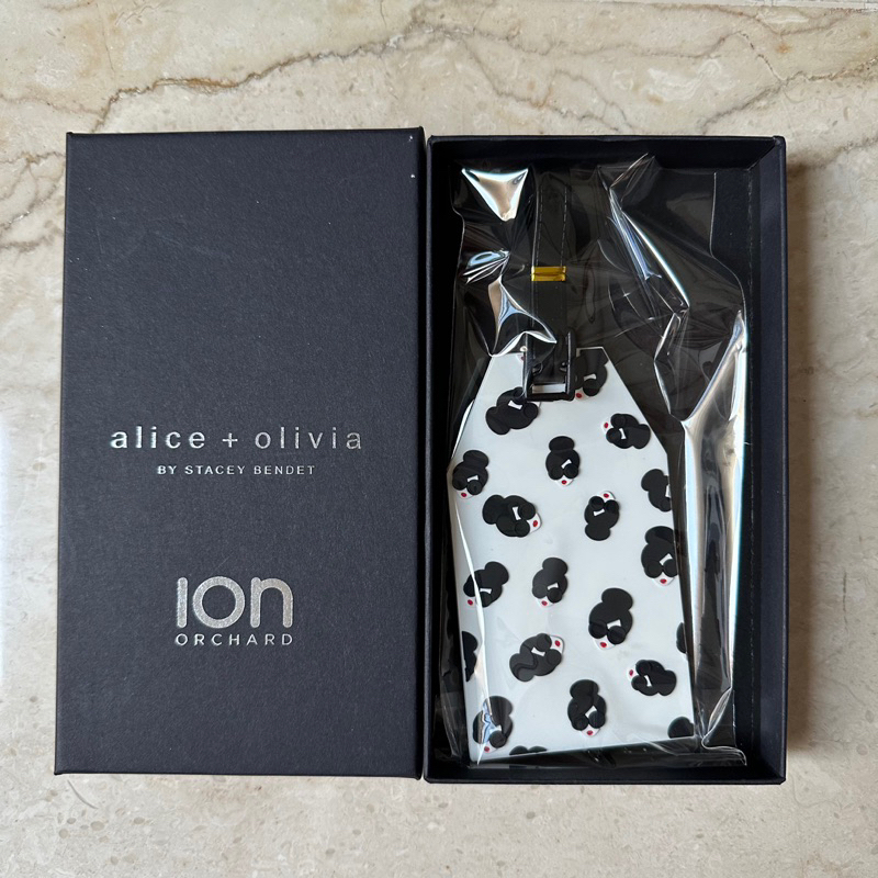 alice and olivia stacey keychain