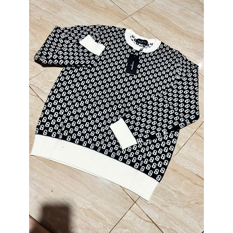 PL Buttonscarves Everyday Monogram Sweater Size M-Black