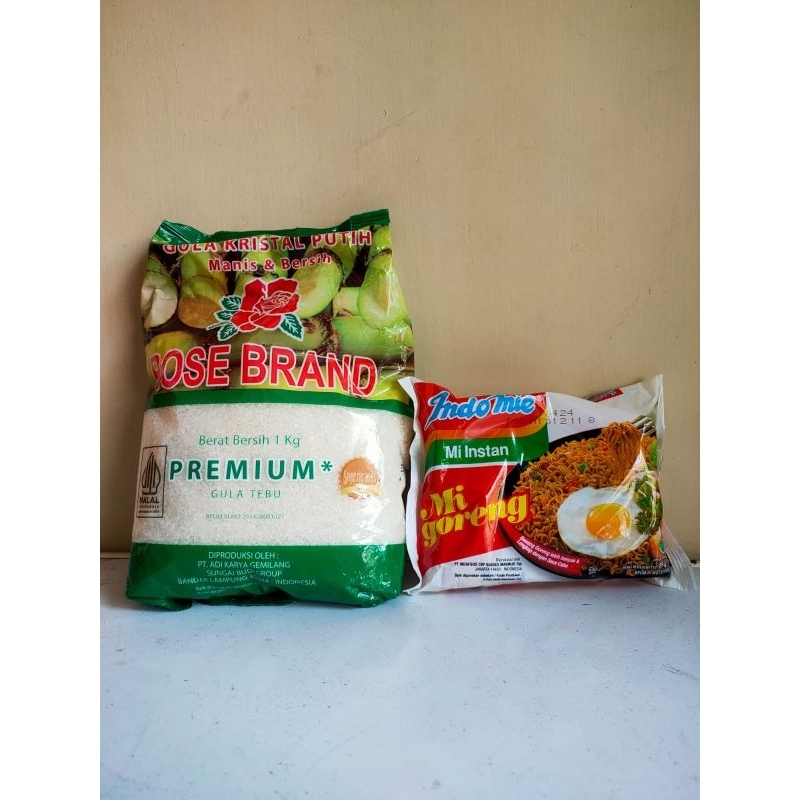 

paket gula dan mie instan