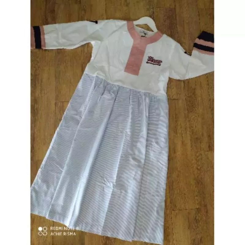 Versus city stella midi dress white preloved