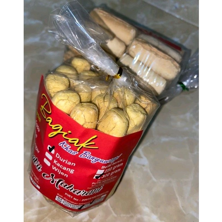 

BAGIAK Putri Maharani khas Banyuwangi