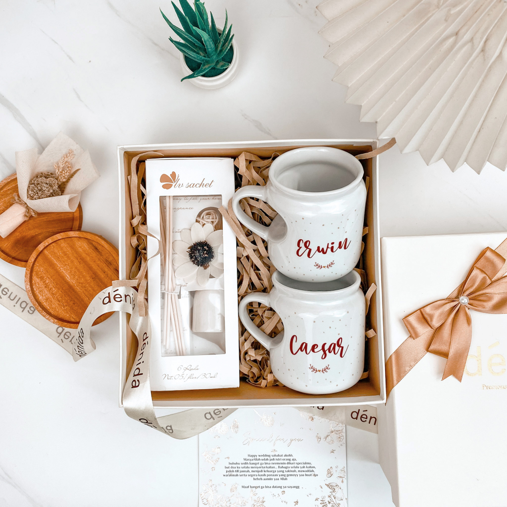 Denida - Hadiah Pernikahan Bermanfaat Kado Couple Custom Red Diffuser | Kado Nikah | Hampers Wedding