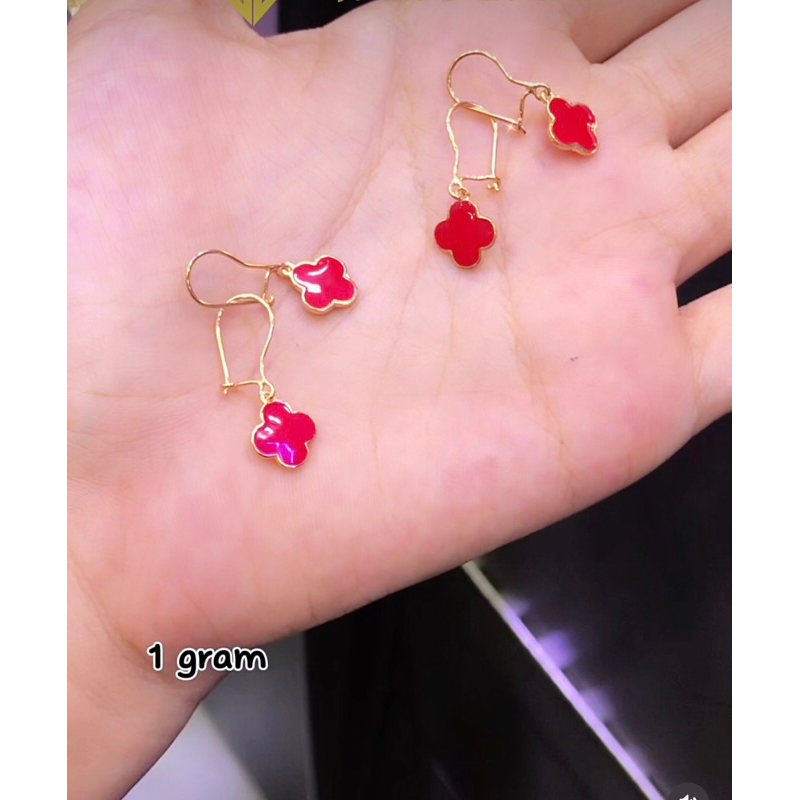 antingan kait van cleef cat merah