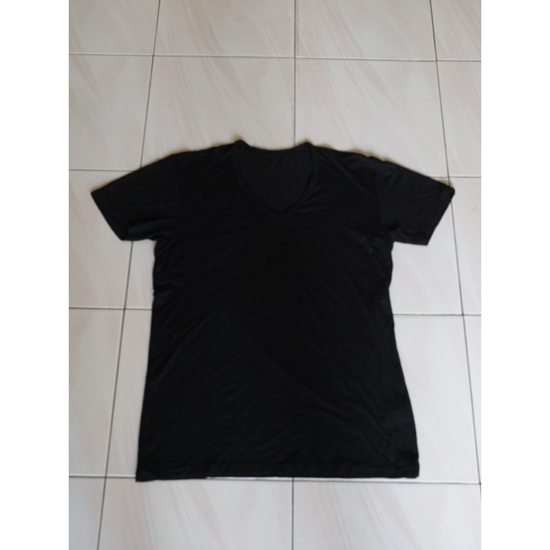 Kaos Polos Uniqlo Hattech Original