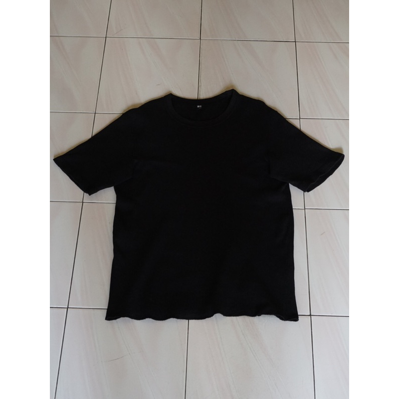 Kaos Polos Uniqlo Rajut Original
