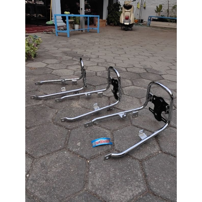 Begel Behel CB 100 N Wheelproof set dudukan lampu