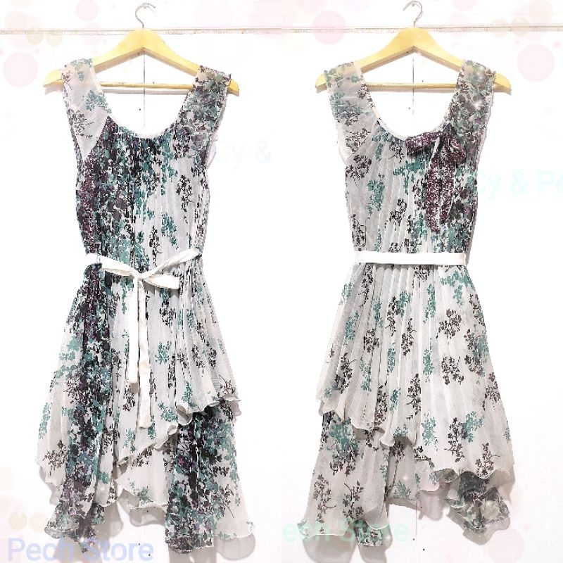 Branded Dress pesta party, Kemeja flanel kotak, Baju, Top Stradivarius, Nyla Rok Jeans vintage haraj