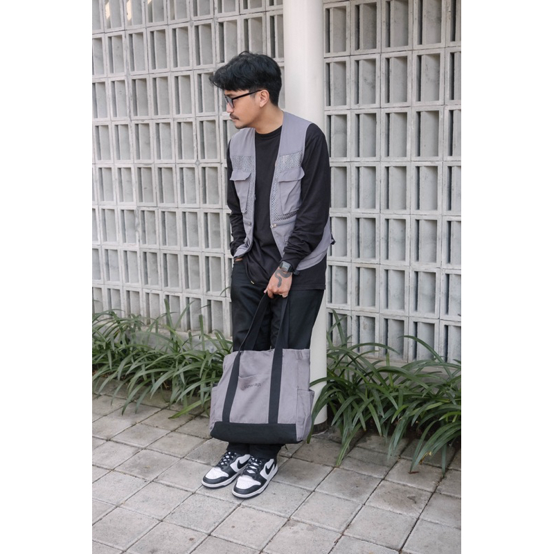 Carry All Canvas Totebag Grey Black