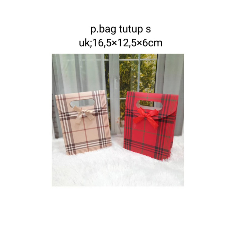 

Paperbag giftbag ultah tutup atas berpita size S isi 12pc