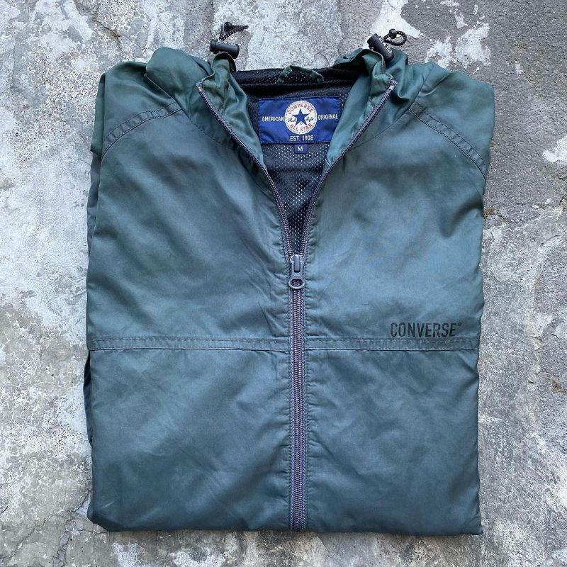 Jaket Converse Second