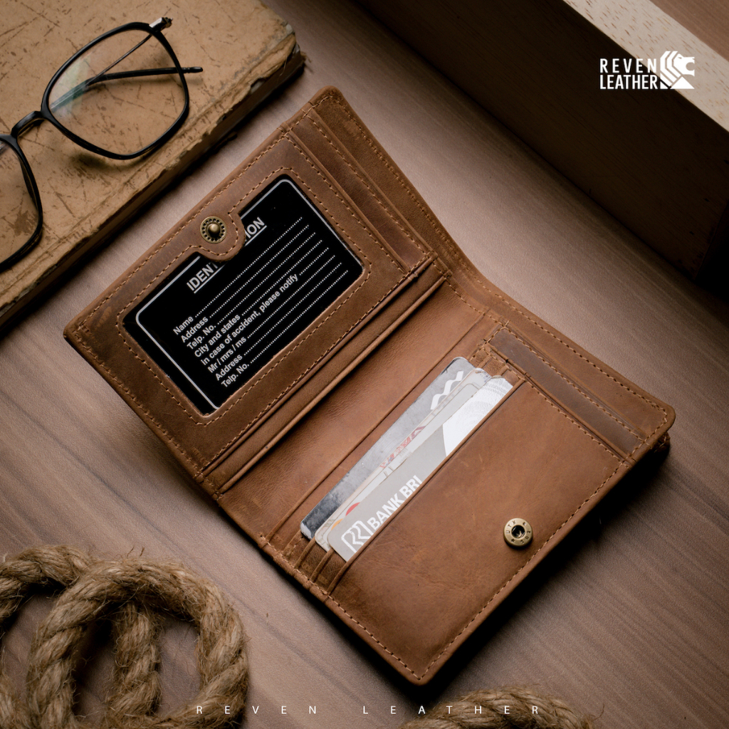 Dompet 3/4 Kulit Sapi Jenis Crazy Horse Ruang Koin Resleting Kancing Klip Simpel Kasual Pria Cowok L