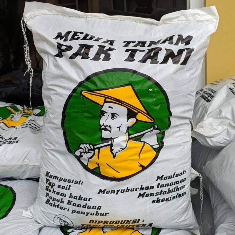 pupuk organik pak tani berat 10 kg / media tanam organik merk pak tani berat 10 kg