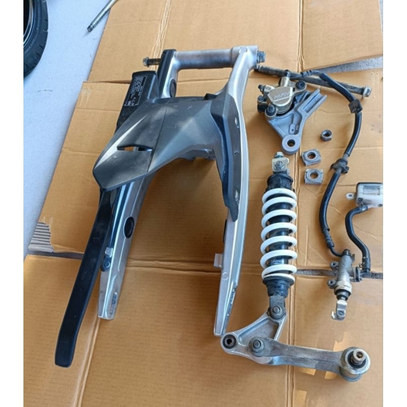 swing arm cbr250rr original