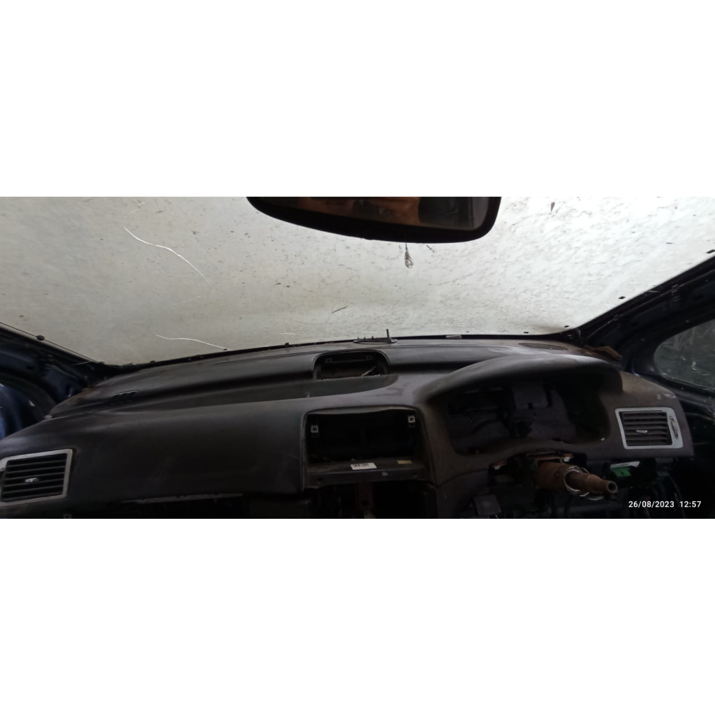 Dashboard depan Peugeot 307 SW