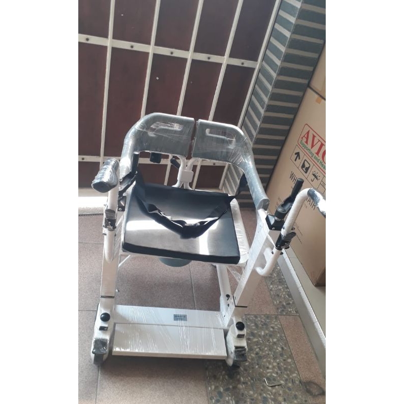 Kursi roda transfer pasien / BAB commode chair hidrolik