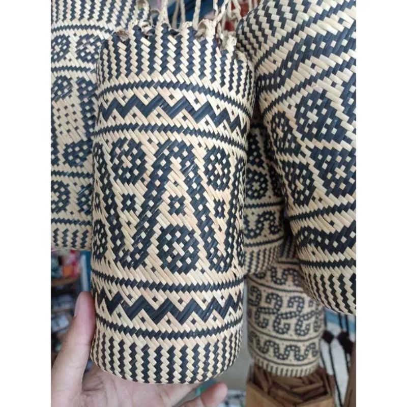 Tas rotan anjat selempang ASLI Dayak Kalimantan/Tas rotan kecil tipe selempang