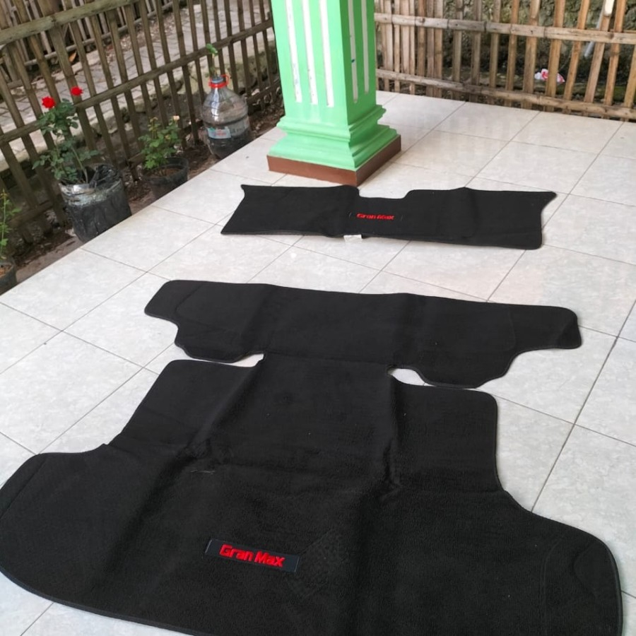 karpet aksesoris original grandmax family tengah belakang