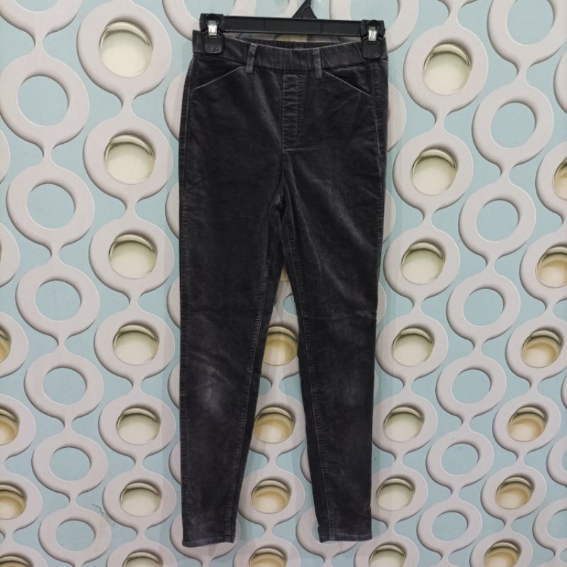 CELANA CORDUROY WANITA UNIQLO ORIGINAL SIZE S DWR019