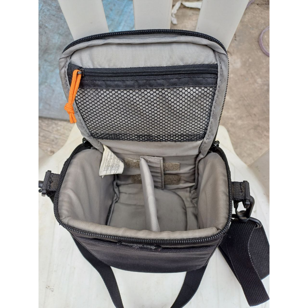 Tas Kamera Lowepro Format 120 Second