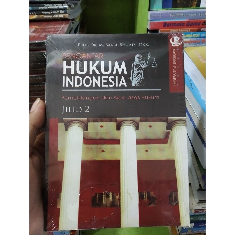 

pengantar hukum Indonesia Bakrie