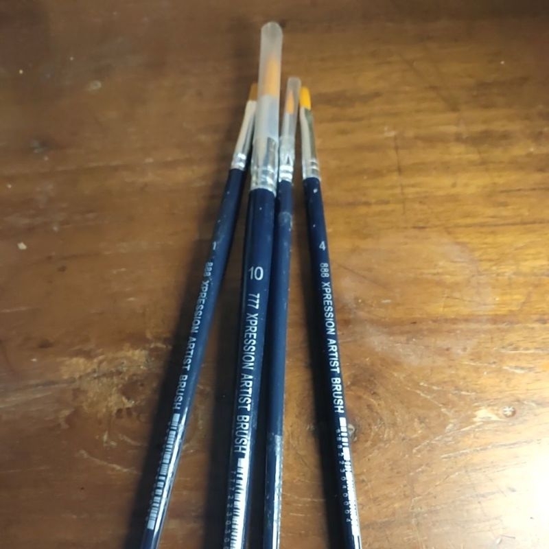 

888 Xpression Artist Brush