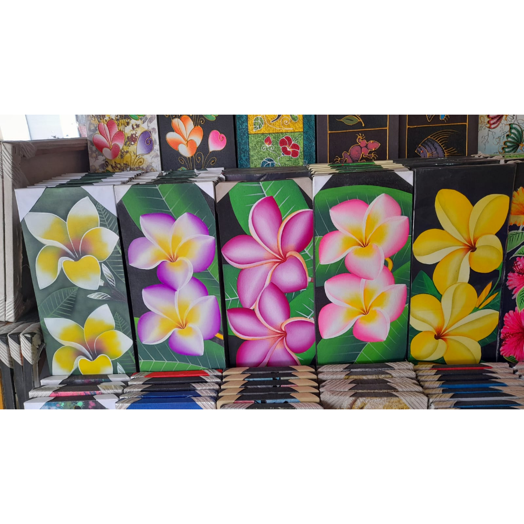 Lukisan Kain Canvas Tradisional Bunga Kamboja Bali