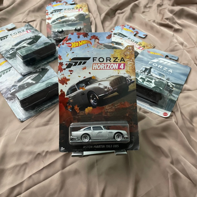 HOT WHEELS HOTWHEELS ASTON  MARTIN 1963 DB5 FORZA HORIZON 4