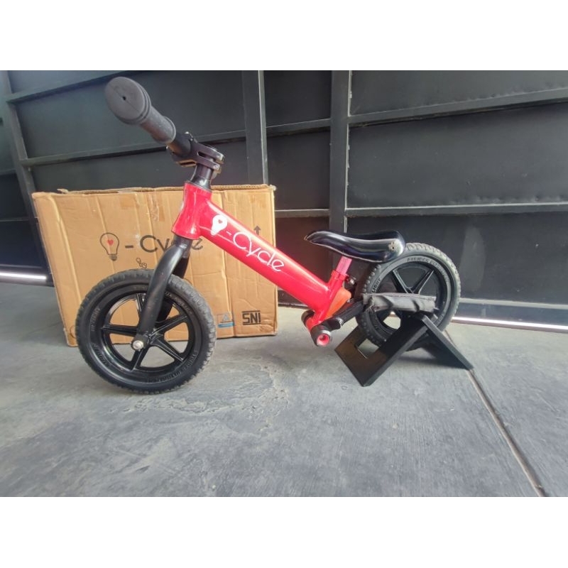 Sepeda Pushbike I-cycle Fiery Second Warna Biru Sepeda Anak Pushbike Balance bike Sepeda mainan Anak