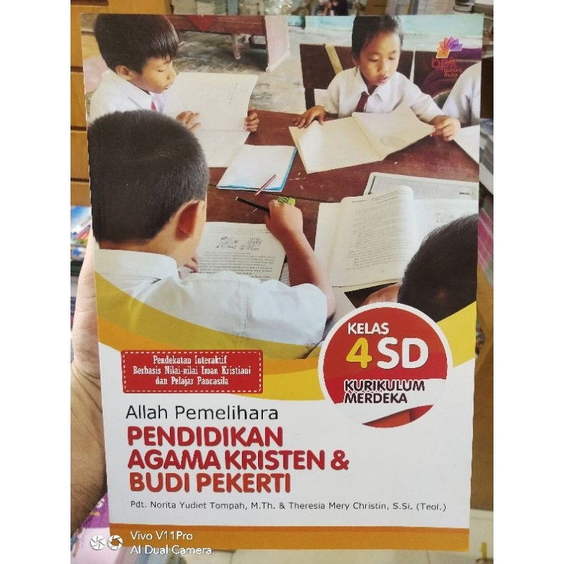 PENDIDIKAN AGAMA KRISTEN UNTUK SD KELAS  4